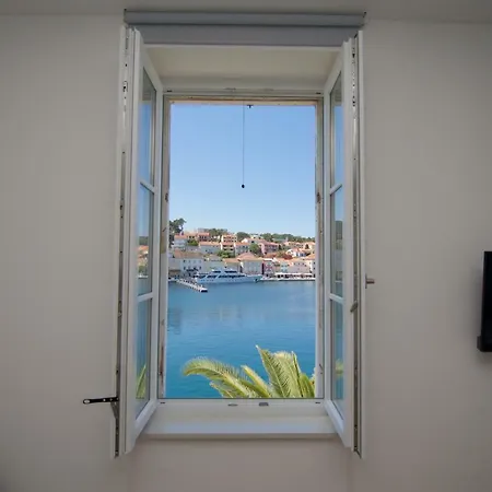 And Jospino Guest house